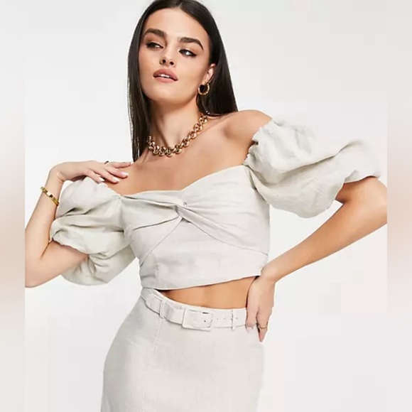 & Other Stories Tops - NWOT & Other Stories Linen Puff Sleeve Crop Top💋